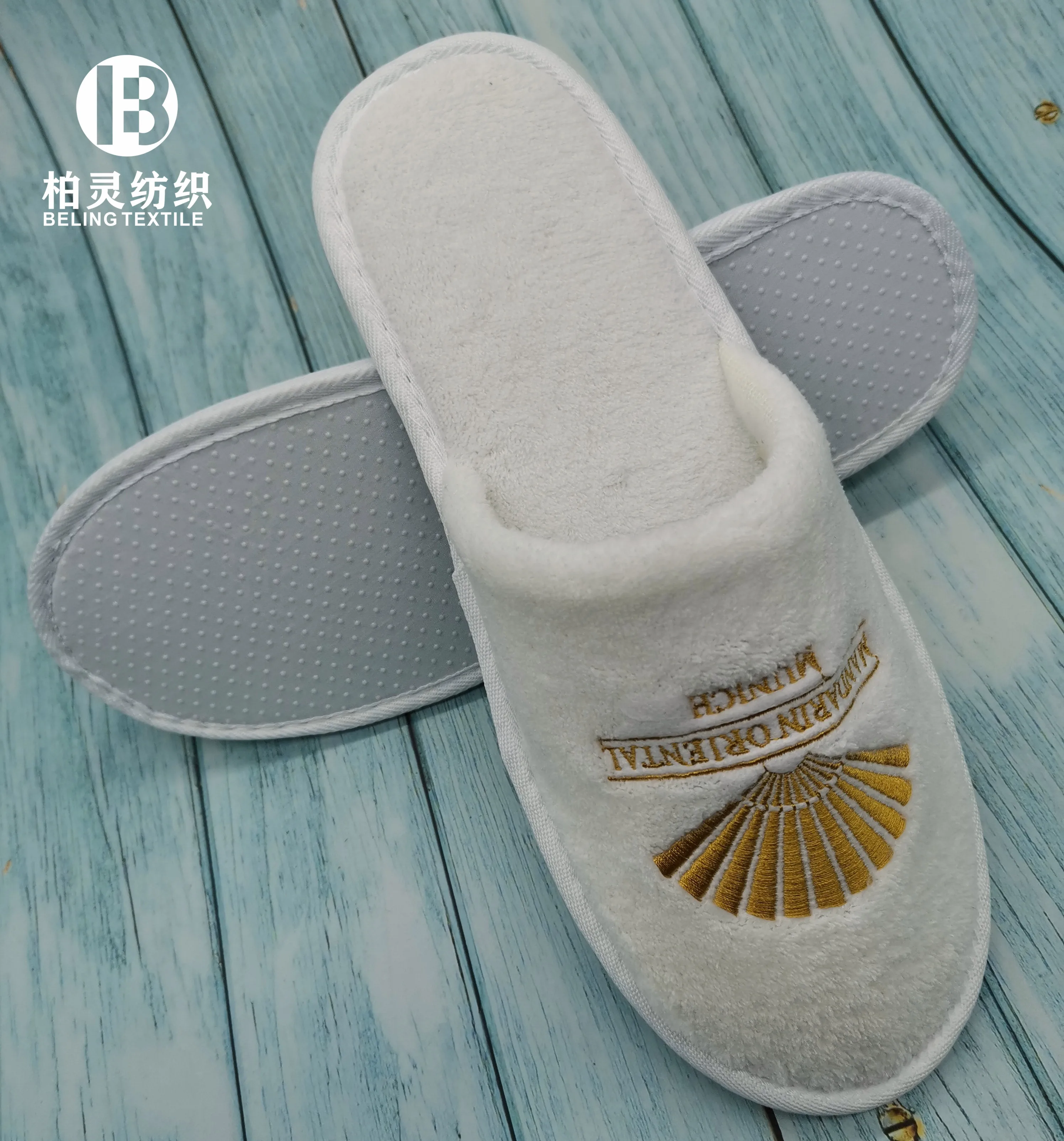 
High Quality coral fleece hotel slippers Good price customer logo hotel disposable slippers 