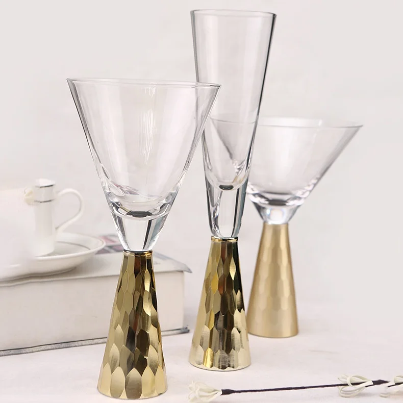 

Factory Supply Directly Classic Gold Champagne Red Cocktail Wine Cups, Transparent