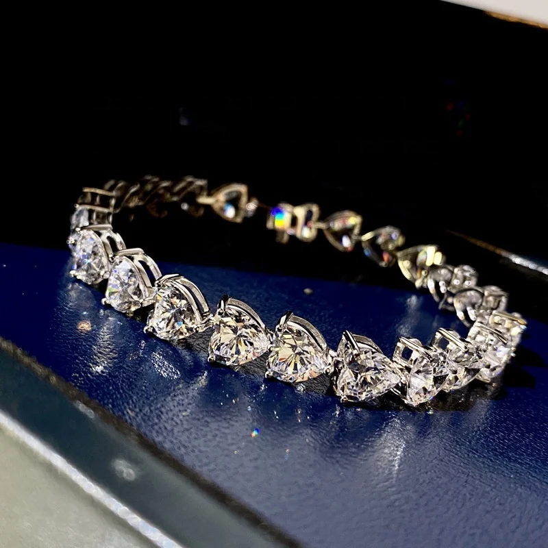 

New Iced Out Cubic Zircon Heart Tennis Bracelet Silver color Hearts Charm chain Bracelet Hip Hop Jewelry for women, Customized color