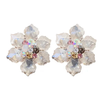 

Ins Newest Arrival Micro Paved Diamond Crystal Flower Stud Earrings S925 Sterling Silver Flower Earrings For Ladies