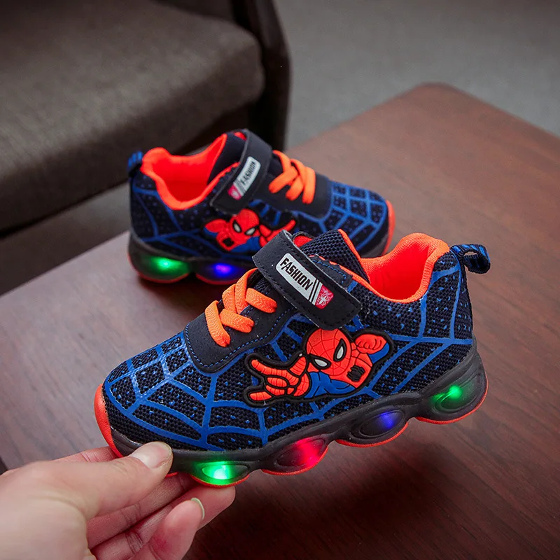 

Spring Autumn LED Light Shoes Spiderman Sneakers Luminous Sports Shoes for Kids, Red blue black