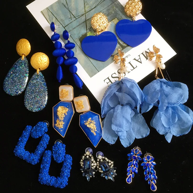 

Hesiod Blue Earrings Irregular Geometric Women's Lace Crystal Earring
