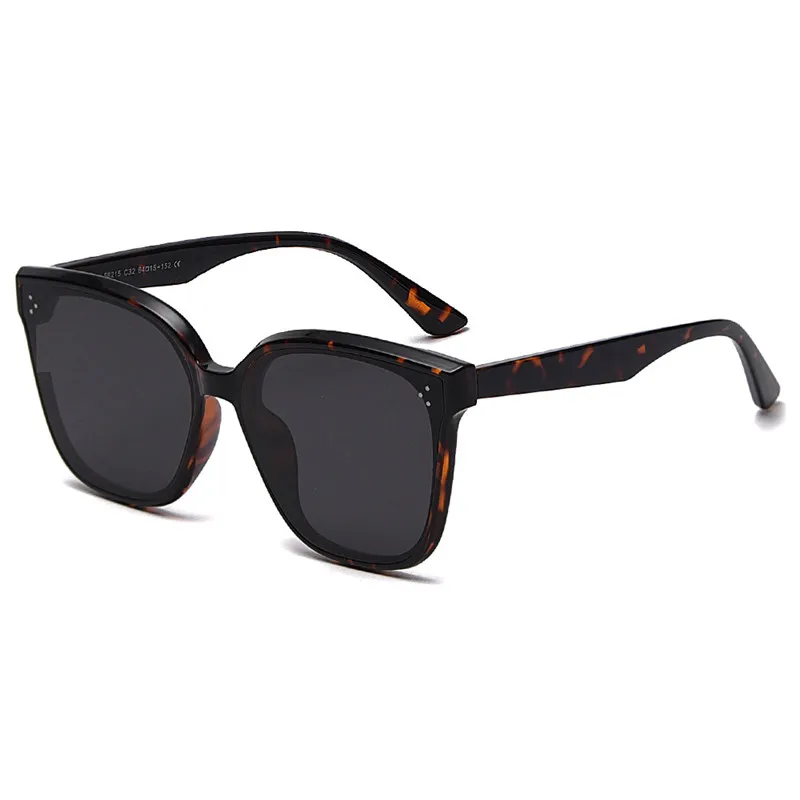 

Wholsale Logo Shades Trendy Black Cat Eye Glasses Luxury Unisex Sunglasses