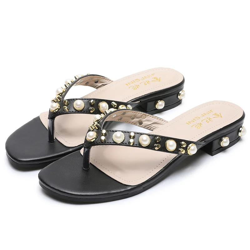 

Summer outing sandals and slippers women fashion pearl beach wear Korean flat bottom wild crystal flip flops tide, Requirement