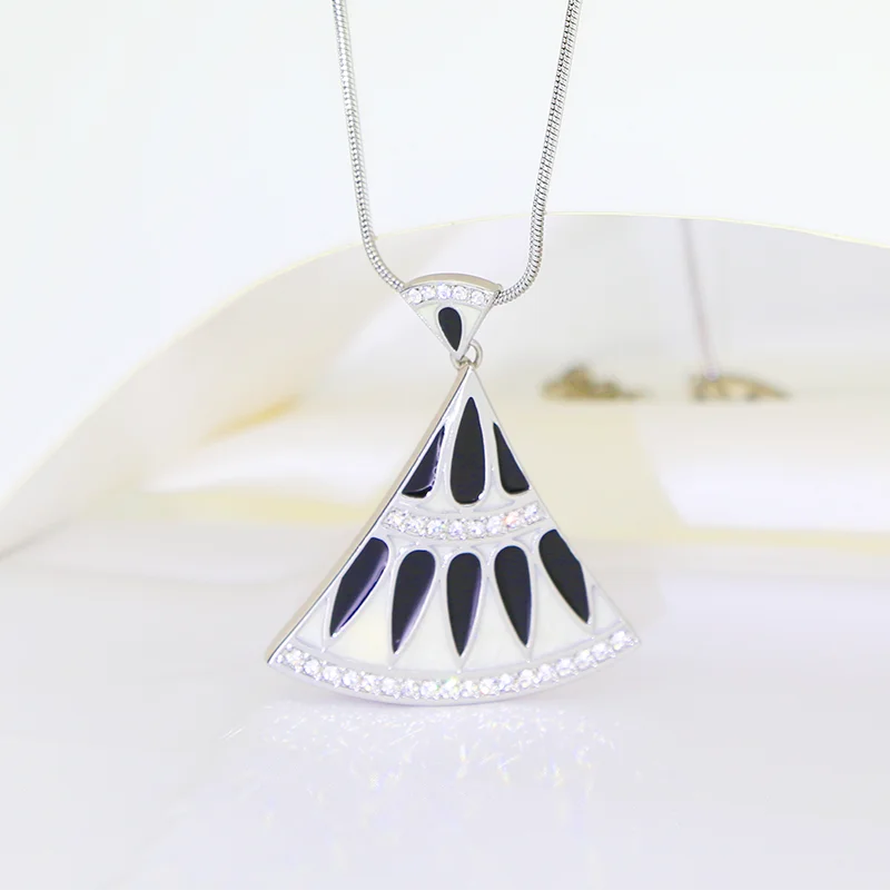 

Charm geometric Fan shaped platinum plated black water drop Pendant Necklace jewelry, Black color