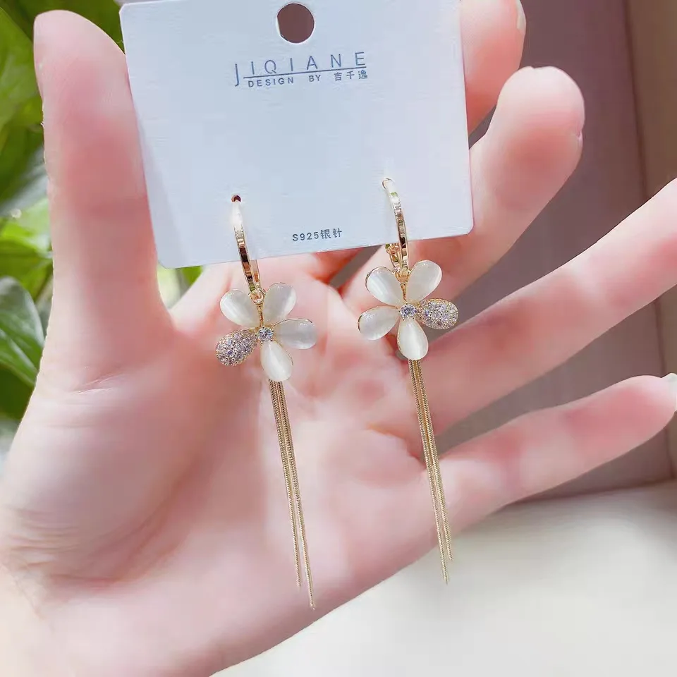 

Luxury Opal Drop Earrings for Girls Temperament Tassel Earrings w/ 925 Silver Needle Korean Earrings Fashion Jewelry for Women, Picture shows
