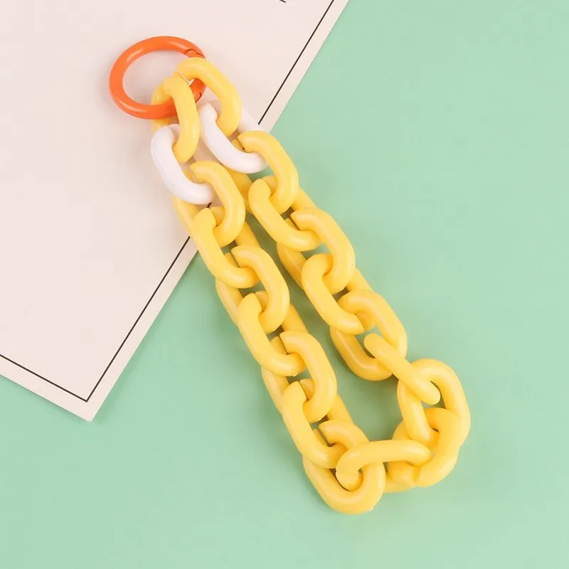 

2021 hot sale 100% real mink eyelashes vchain cases customized design logo Chinese vendor with popular lash case, Black