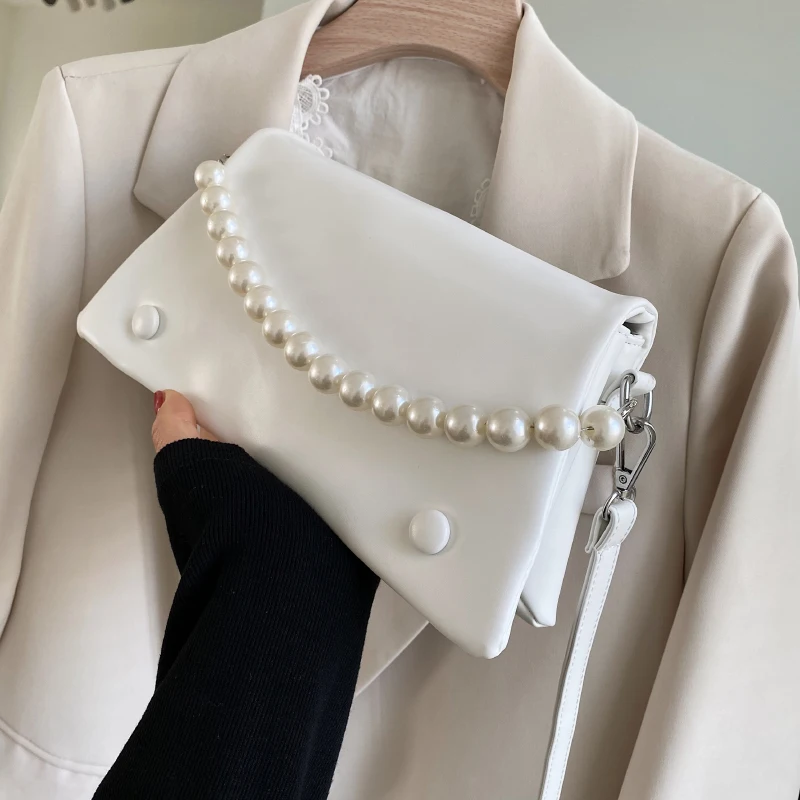 

2021 Fashion luxury PEARL ladies solid color handbags genuine leather handbags for gift