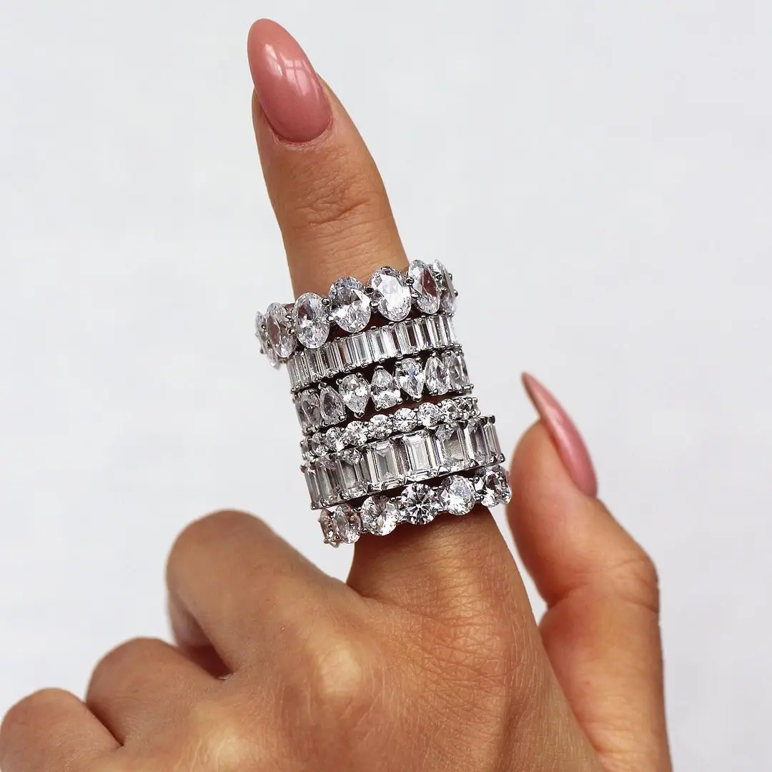 

Flynee Luxury Elegant Round Shaped CZ Zircon Ring, Diamonds Silver Engagement Wedding Rings Jewelry For Women, White