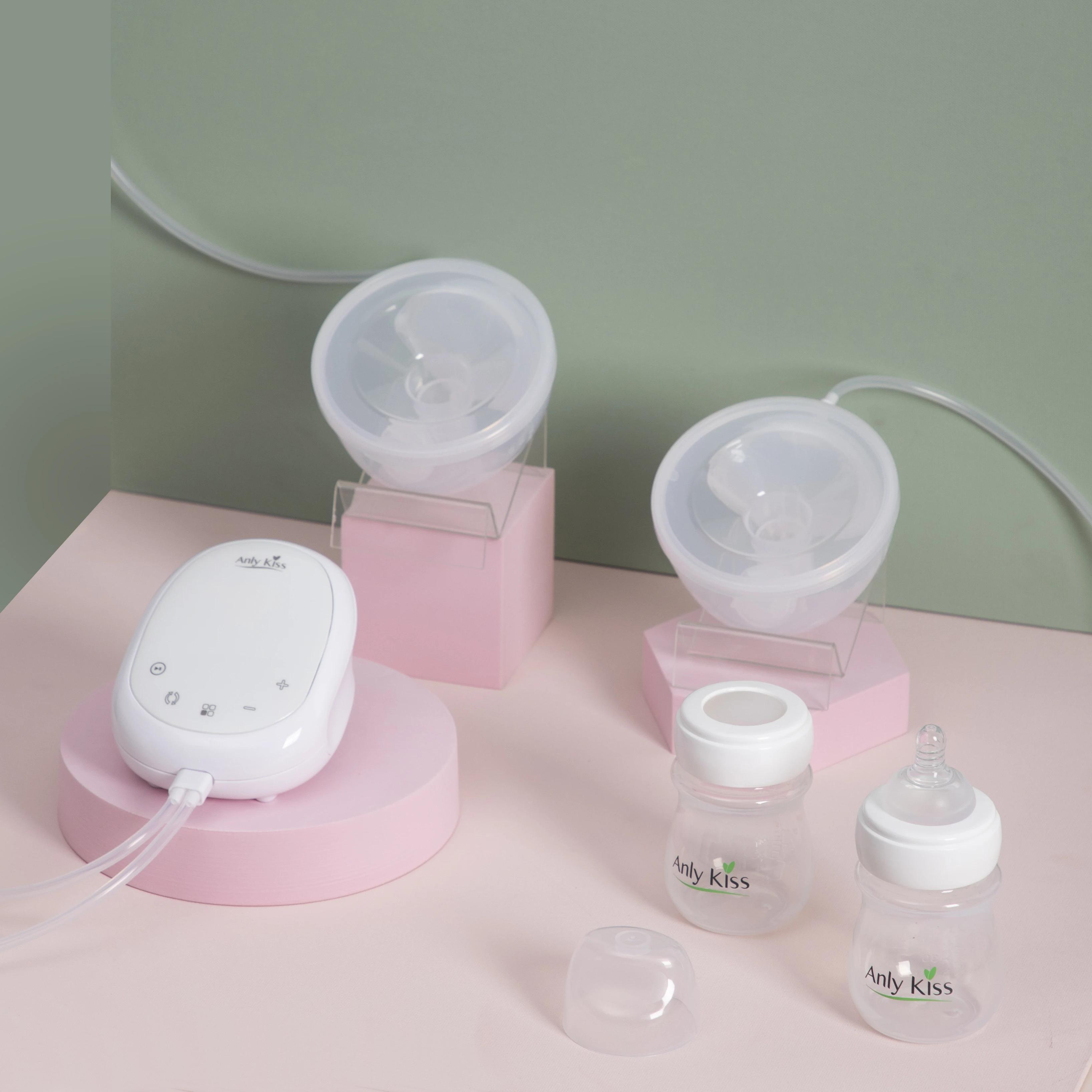 

New design breastpump bowl shaped milk collection cup hands free wireless breast pump wearable, Customized