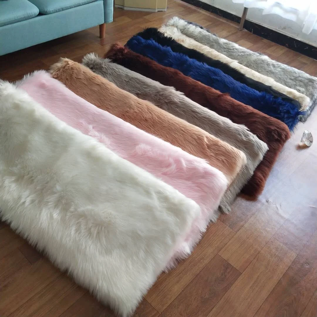 Rectangle Shape Soft Large Faux Sheepskin Fur Area Rugs Machine Made Artificial Fur Carpet for Exercise and Prayer