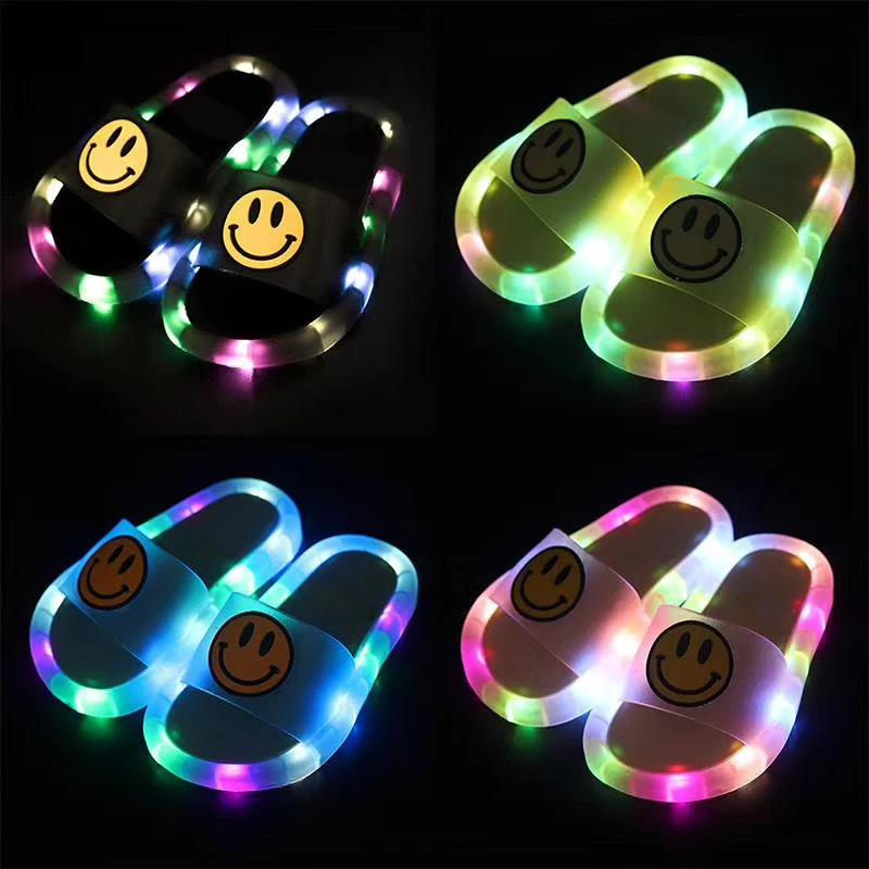 

Kids Boys Girls LED Clogs Cute Lightweight Summer Slippers Garden Beach Sandals
