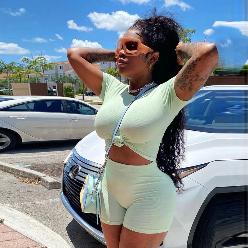 

Bomblook R21ST211 Short Sleeve Crop Top High Waist Shorts Sportswear Good Quality Ribbing Two Piece Set Women Activewear