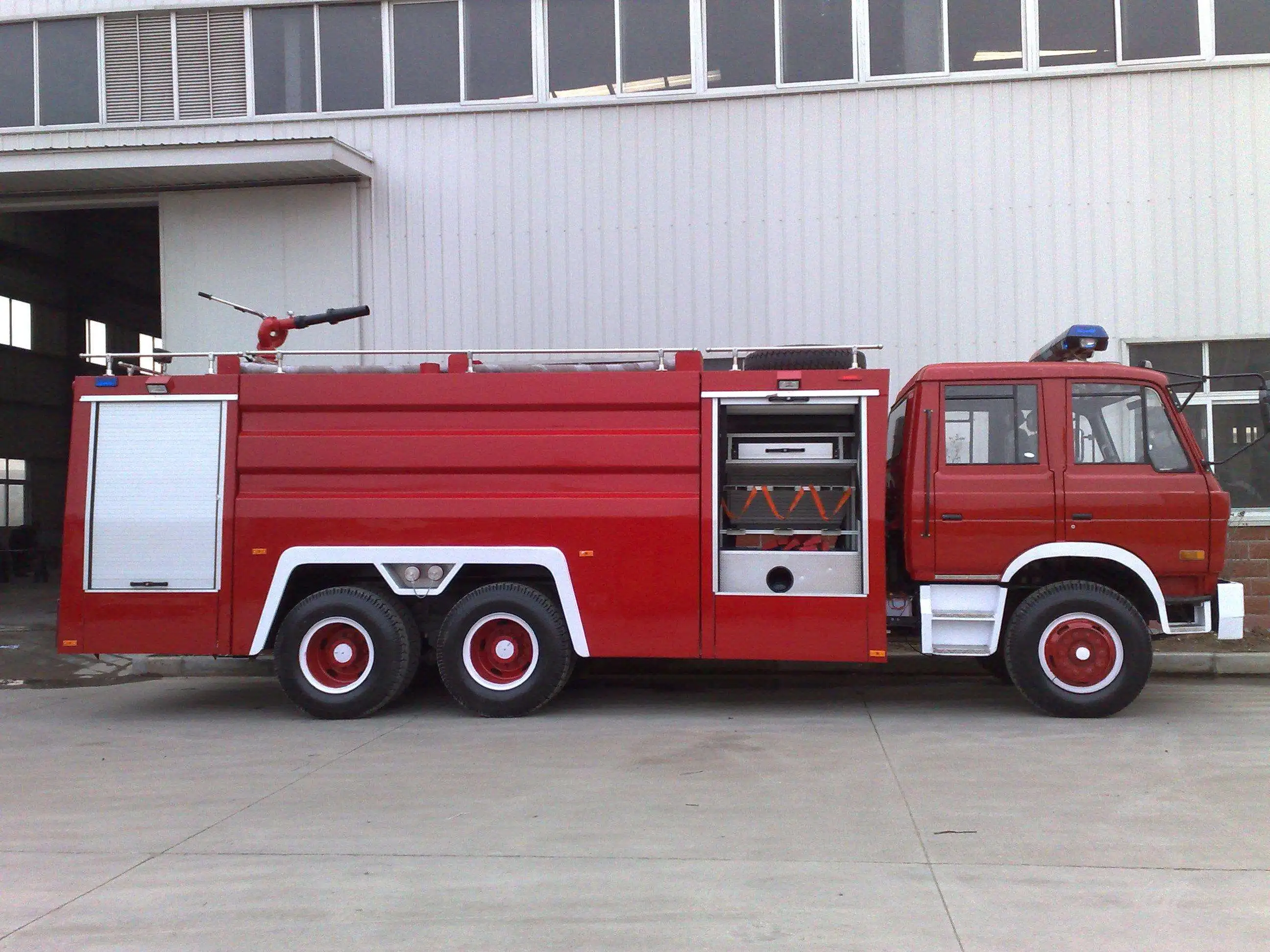 东风15000 升大体积水泵卡车机场消防车出售