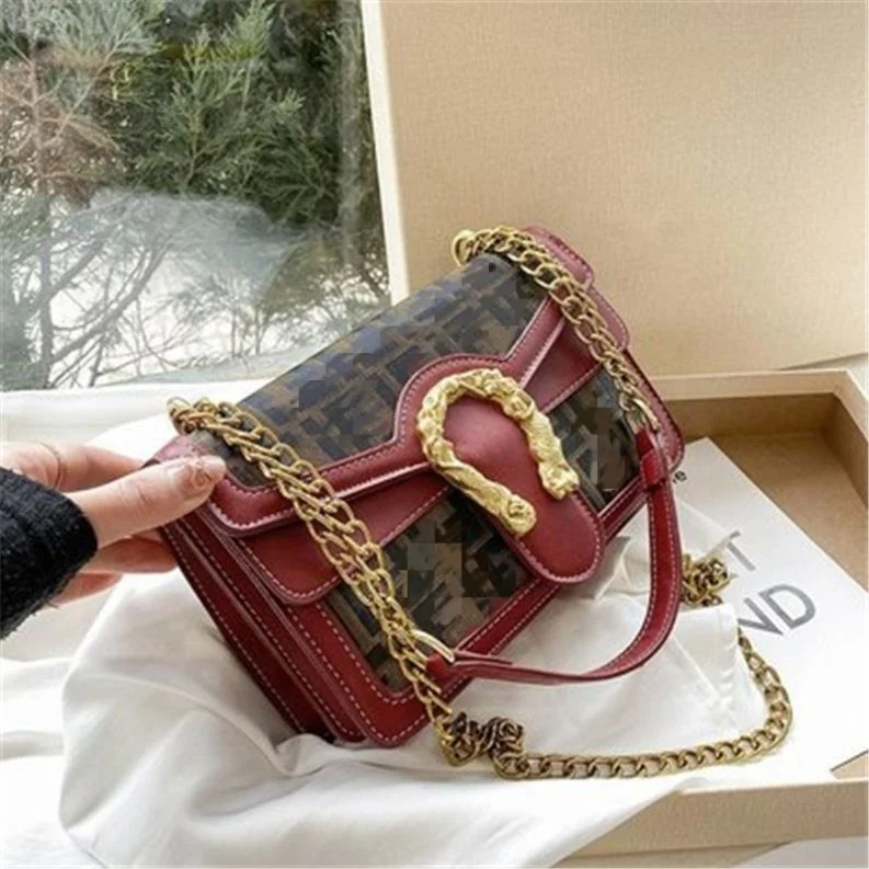 

Retro Chain Fashion Letter F Brand Handbags, Red/black/coffee
