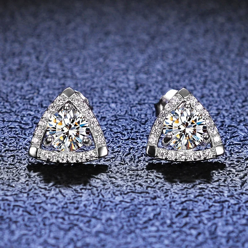 

0.5ct Round Shape Moissanite Diamond Silver925 Earrings Triangle Shape White Color Moissanite CZ Stone Ear Studs Wholesale Price