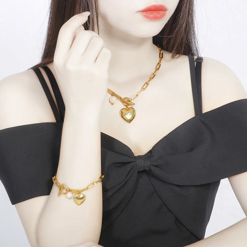 

Qings Fashion Stainless Steel Gold Silver Plated Heart Chunky Choker Initial Necklace