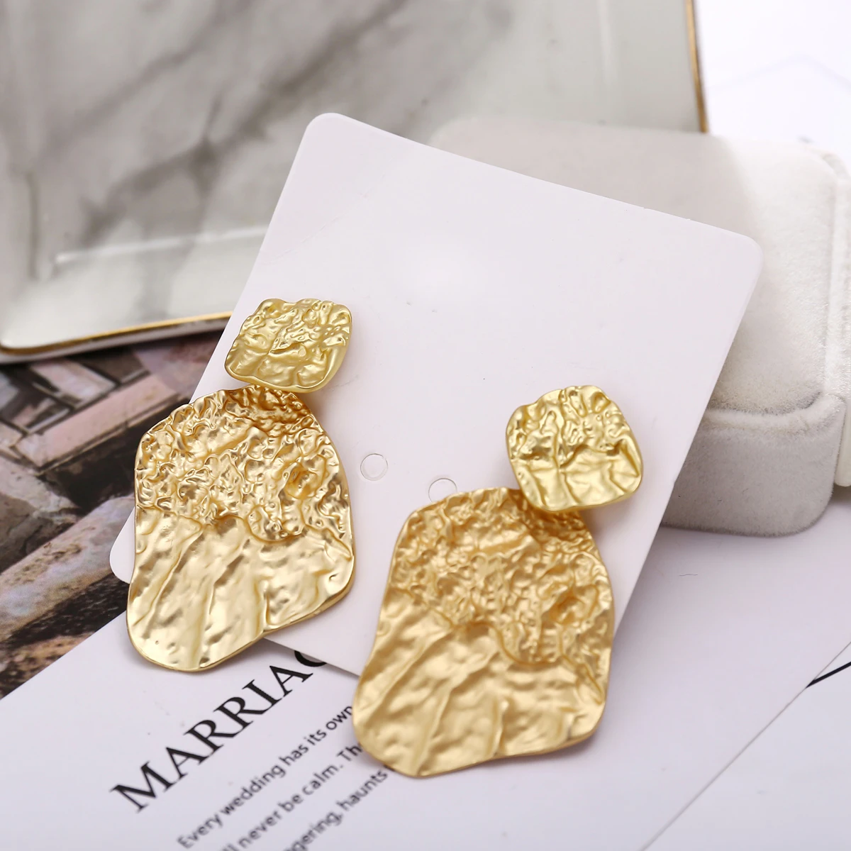 

5316 Creative Punk Style Metal Bump Texture Irregular Earrings Fairy Enamel Bulk Earrings