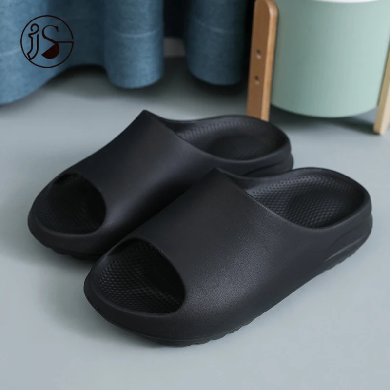

Wholesale 2021 fashion casual mans slipper comfort soft EVA slipper cushioning lightweight house slippers, Customized color