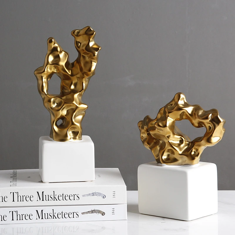 

Fashion House Ornament Luxury Desk Interior Home Accessories Products Gold Home Decor