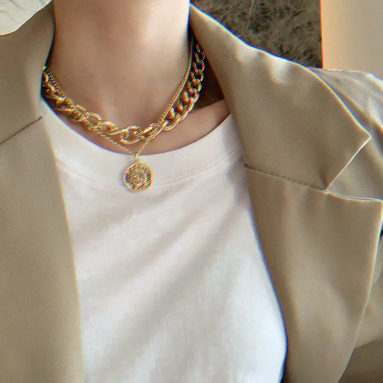 

18K Real Gold Plated Multi-layer Curb Cuban Chain Necklace Chunky Vintage Portrait Pendant Necklace For Women Sweater Jewelry, As picture show