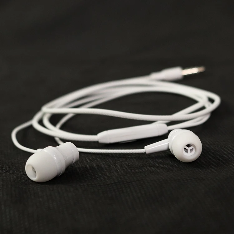 

3.5Mm Mp3 Double Bass Earphone Wire Headphone In-Ear Earphone Colorful Headset Quality Ear Phones For Phone, Black and white