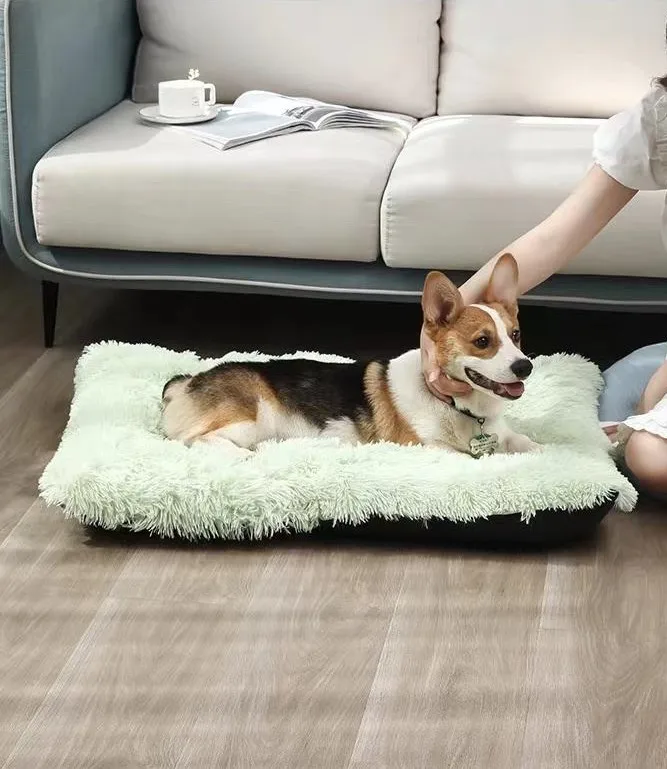 

New Dog Beds Machine Washable Soft Pet Cat Couch Mat with Faux Fur Pet Cat Dog Bed Mat, Shown as picture