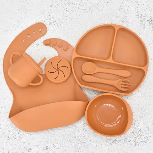 

Amazon Hot Selling Baby Cutlery Set Silicone Baby Feeding Set Baby Suction Plate Bowl Spoon Bib Cup