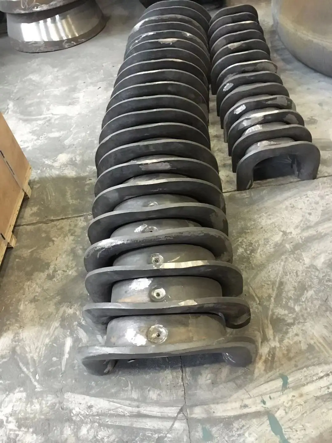 
High Manganese Steel Cone Crusher Parts Narrow Arm Guard 