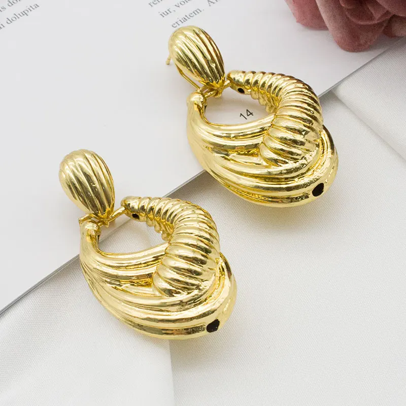 

Golden Plated Irregular Pattern Fairy Fall Long Pendant Handmade Earrings Brass Jewelry For Fashion Women