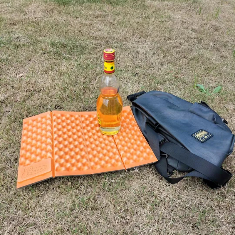 

High Quality Foldable camping Beach Mat XPE foam waterproof and thermal insulation sleeping pad Picnic barbecue portable seat, Customized color