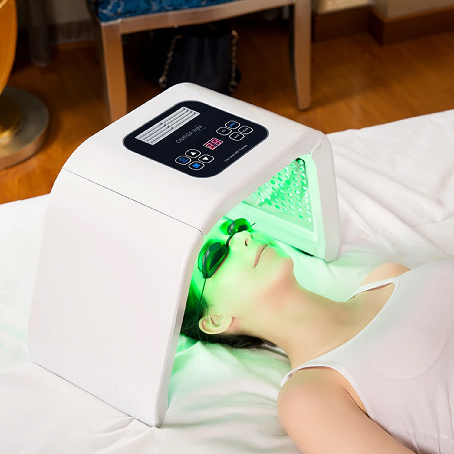 4 Color Omega Led Light Therapyled Light Therapy Skin Rejuvenator Mask