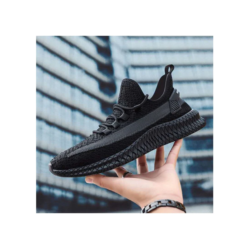 

Hot sale men's black and white delicate rubber shoes for all seasons in 2021