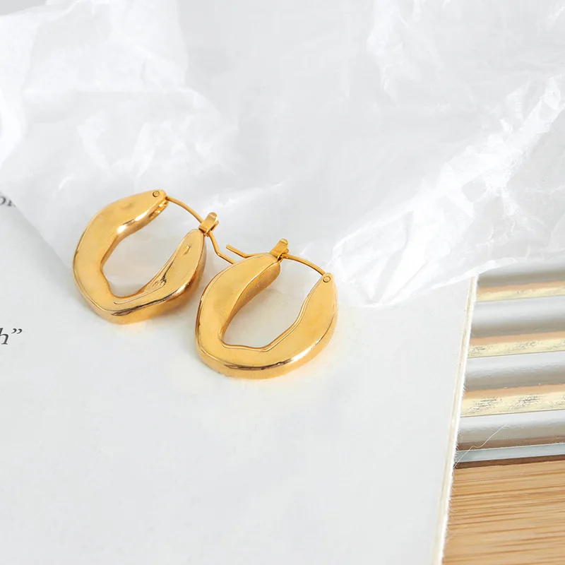 

Fashion Earrings Stainless Steel Gold-plated U-shaped Embossed Irregular Earrings For Women pendientes de acero inoxidable