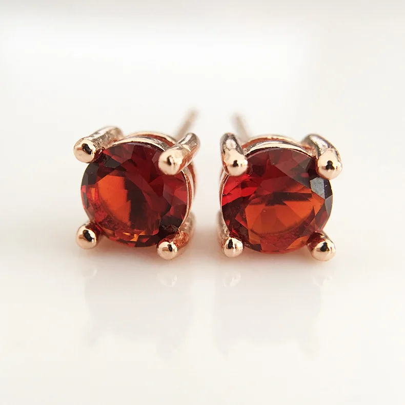 

Wholesale Simple Style Red Diamond Crystal Stud Earrings Gold Plated Geometric Ruby Emerald Stud Earrings