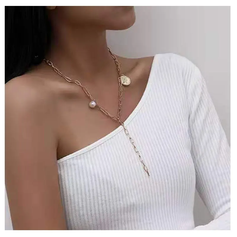 

2021 Retro Thin Chain Medallion Pendant Necklace Female Pearl Tassel Clavicle Necklace