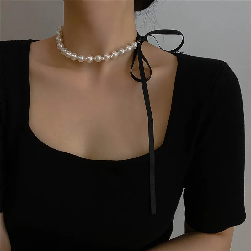 

Vintage Retro Jewelry Big Black Bowknot Imitation Pearl Necklace Baroque Pearl Beaded Chain Choker Necklace