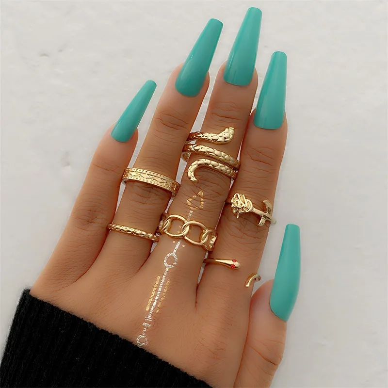 

Bohemian Snake Ring for Women Geometric Knuckle Midi Rings set Jewelry, Gold/sliver