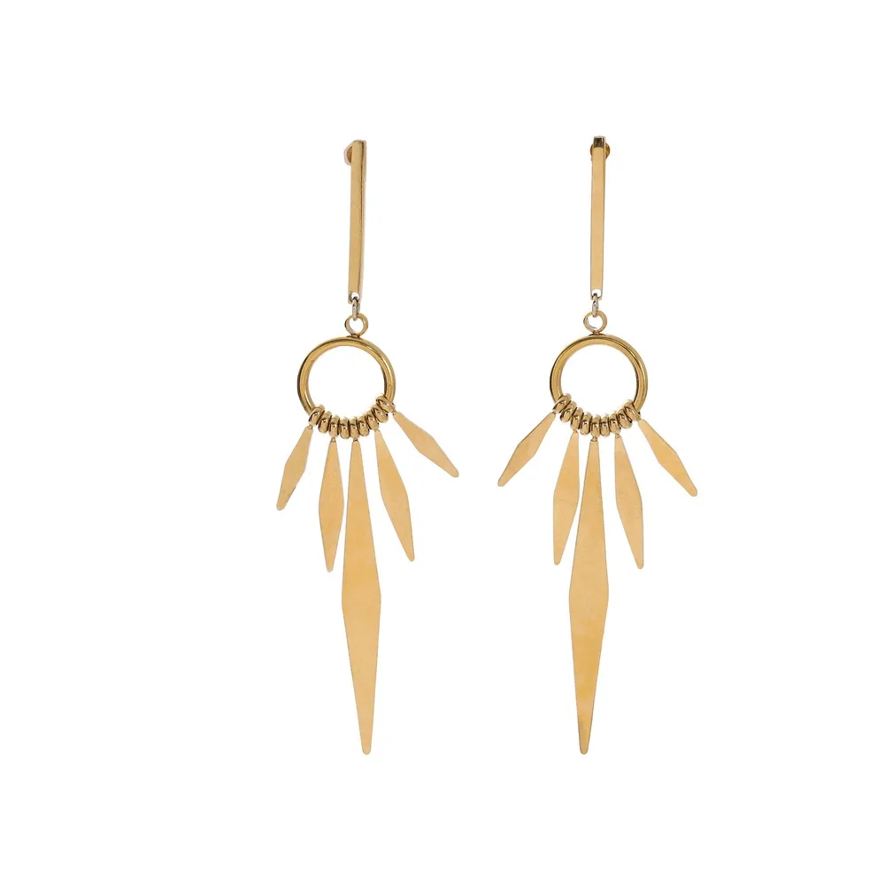 

Female 14K gold earrings are popular in Europe and America, Gold color
