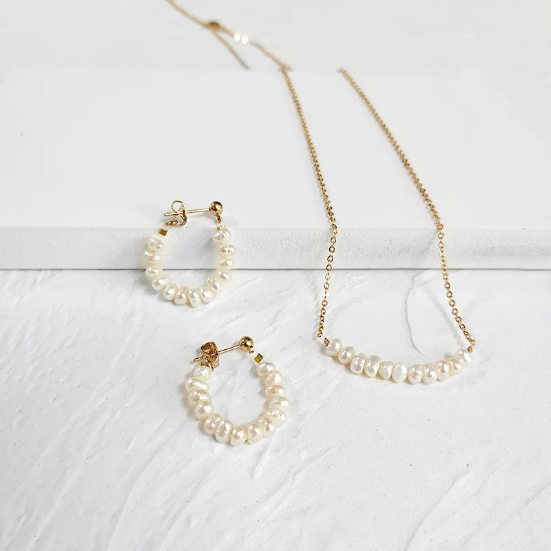 

Beaded Natural Freshwater Pearl Earrings Circle Geometric Earrings for Women Minimalist Hoop Earrings 2020 Jewelry, As the pictures