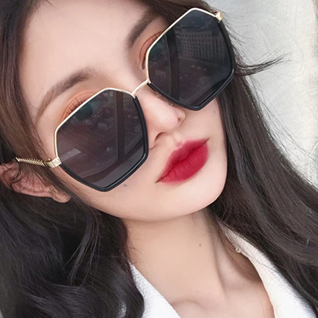 

DLL9032 New fashion sunglasses for women shades eyewear trendy 2020 new design metal frame lunettes de soleil