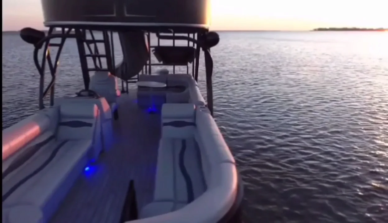 Best 27 Ft Large Aluminium Double Decker Flat Bottom Pontoon Boat With