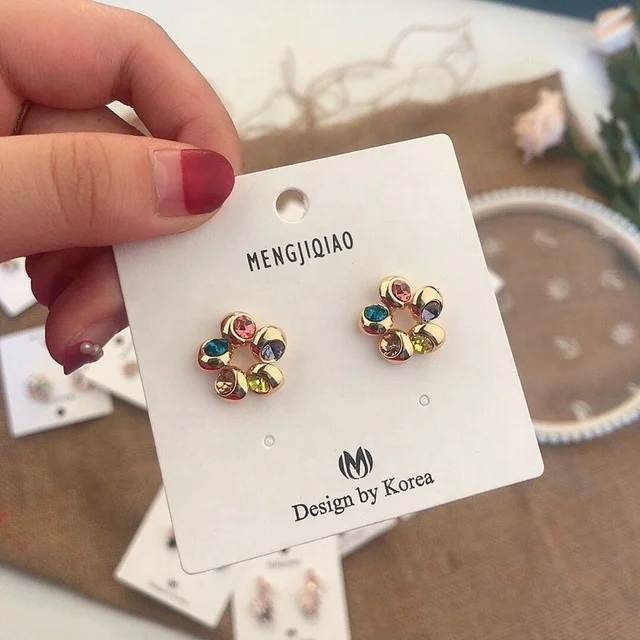 

New Korean Sweet Design Cute Zircon Micro Pave Flower Circle Stud Earrings For Women Lovely Crystal Brincos Gifts, As picture shows