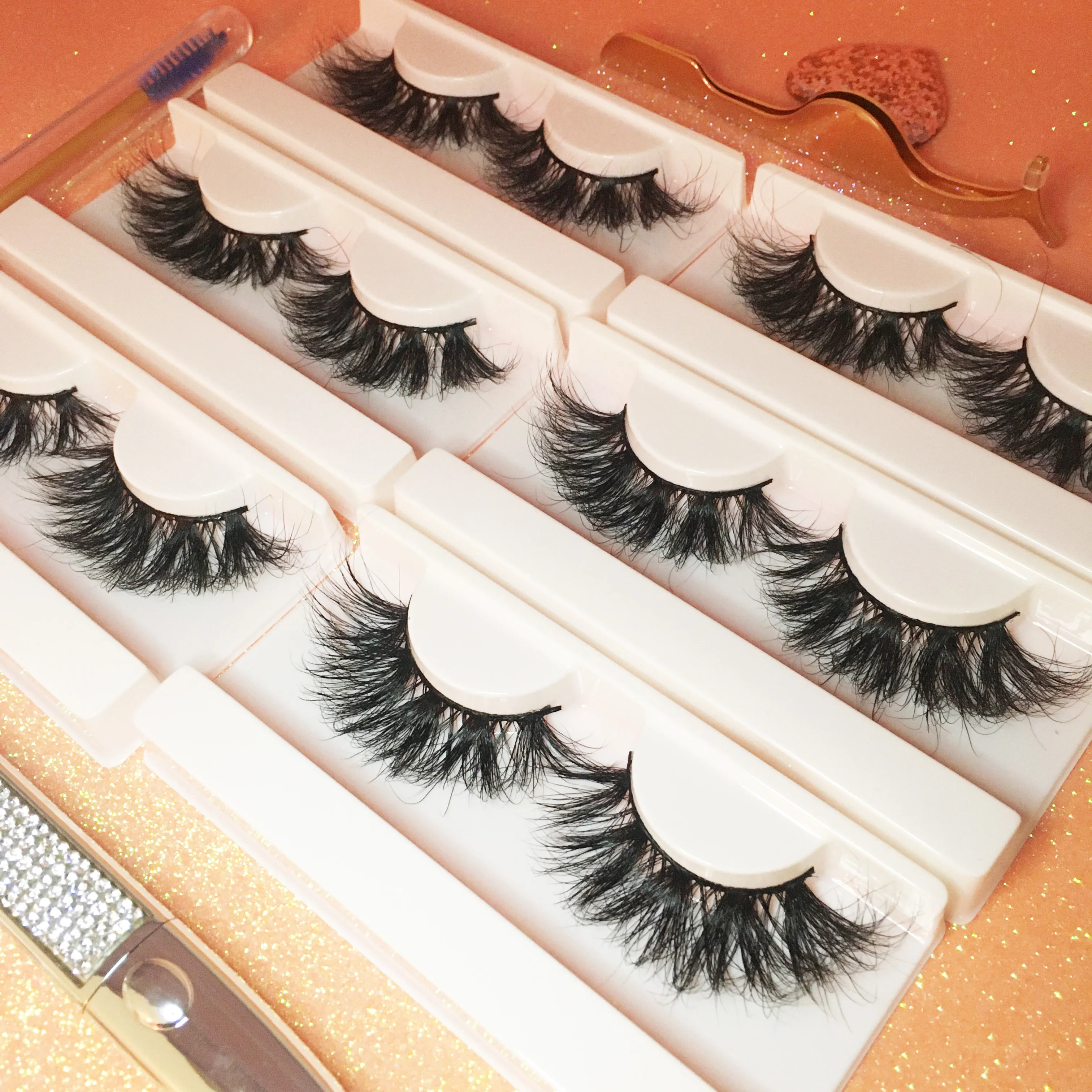 

Best Selling 25mm wispy real Mink Eyelashes Vendor Natural Black lashes3d wholesale vendor 25mm 3d MinK LASHES, Black and colorful