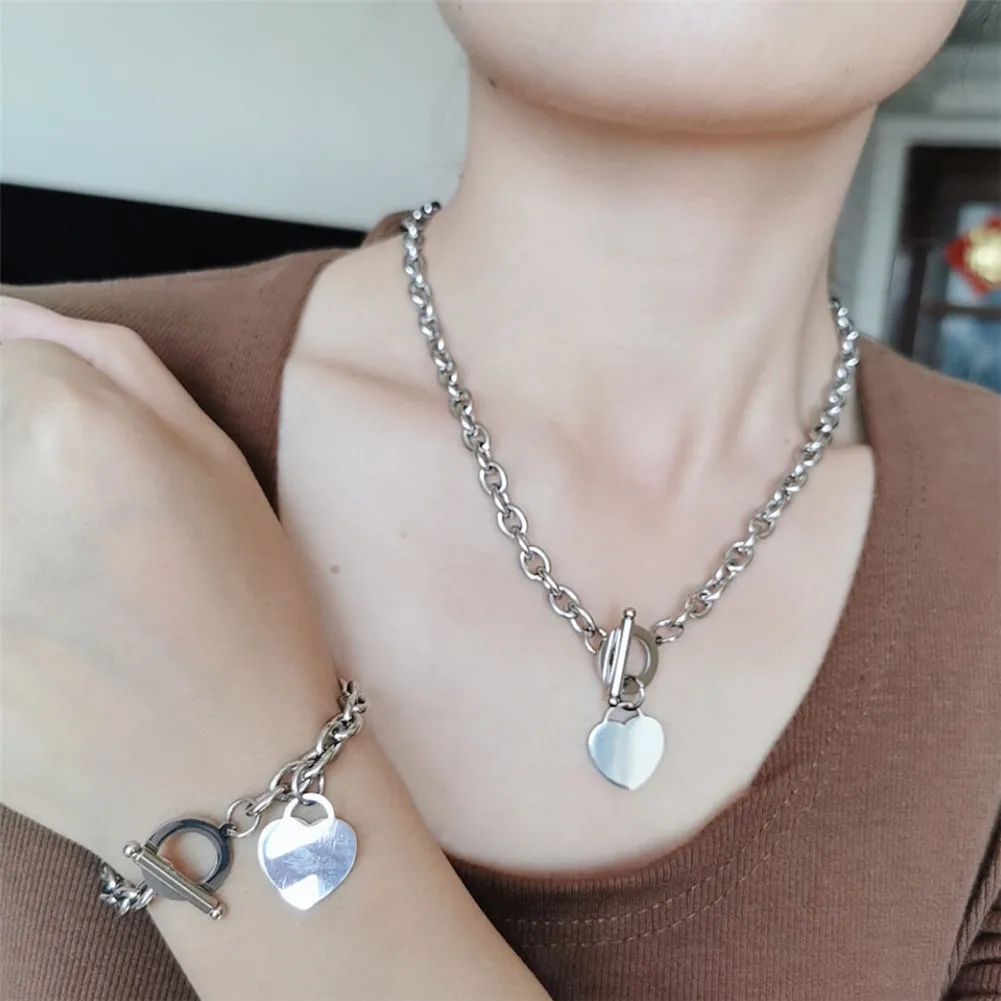 High Polished Stainless Steel Heart Charm Cable Chain Necklace With