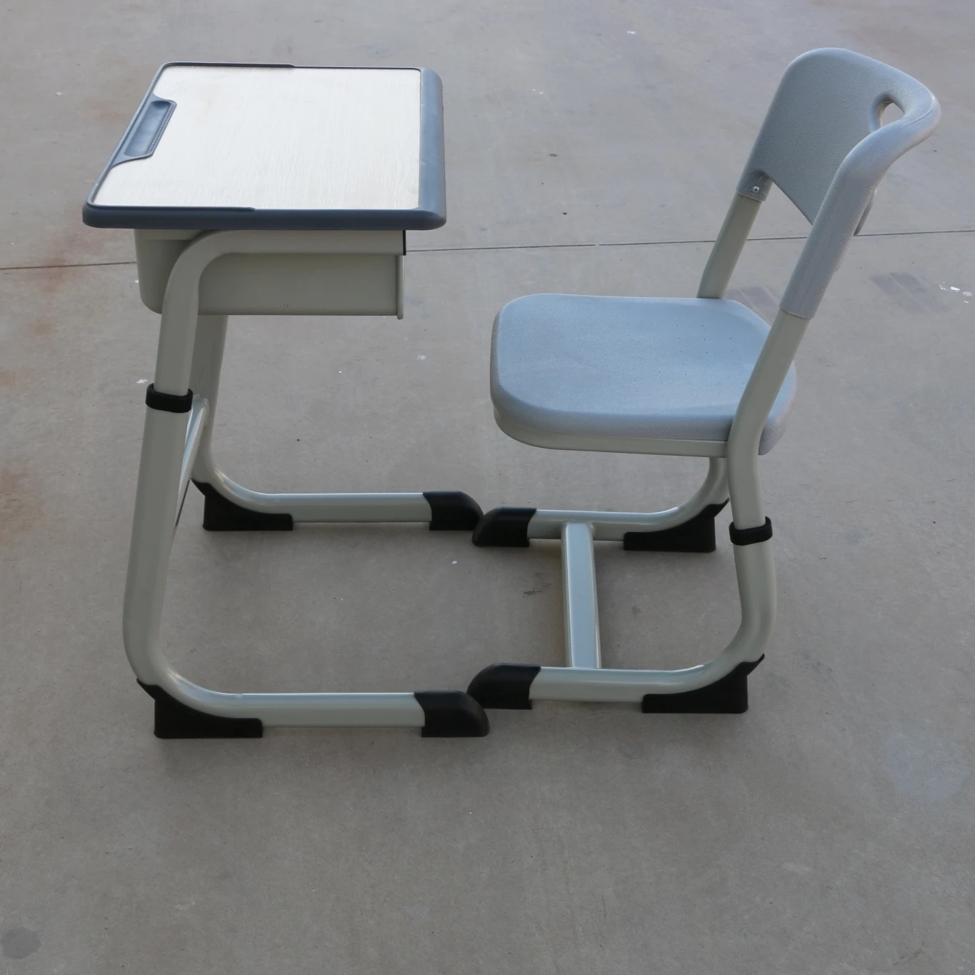 desks and chairs 4.jpg