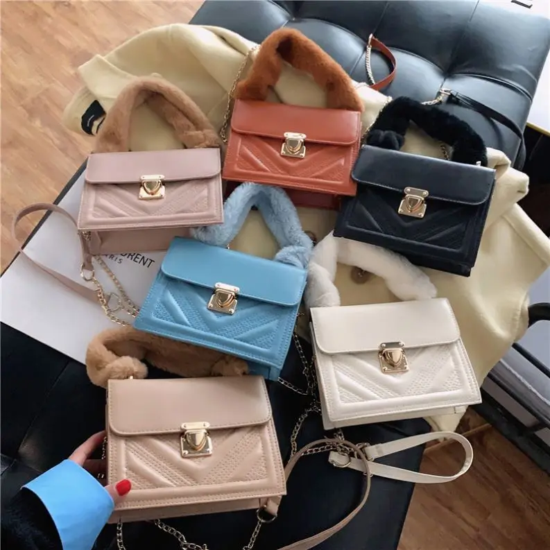 

Wholesale Famous Brands New York Small Square Bag Chain Fur Hand Held Stone Pattern Bag Designer Luxury Letter Handbags