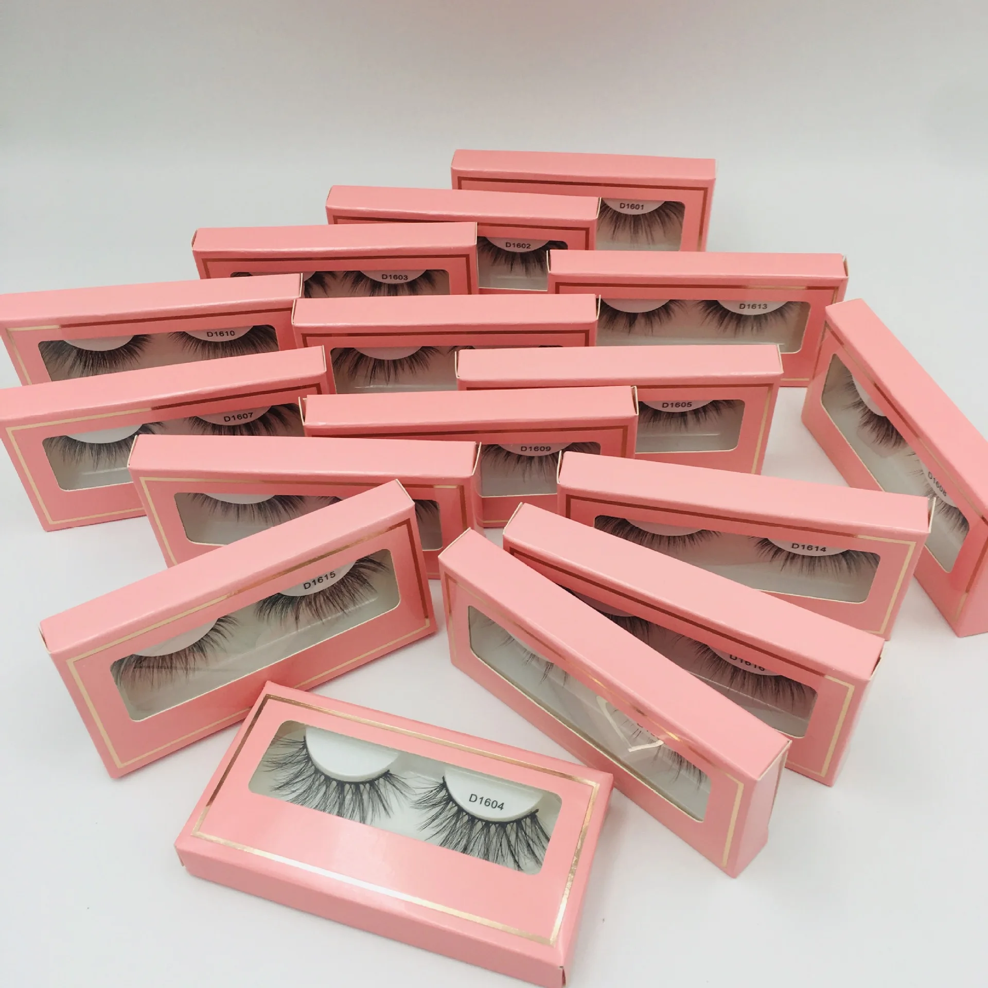 

Qingdao Manufactory Price 18-20 Mink Fluffy Lashes High Quality 25mm Mink Lashes Siberian Mink Eyelashes