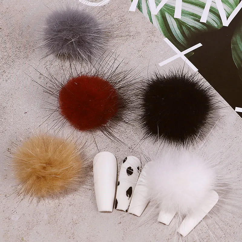 

Soft Fluffy Pom Poms 3D Detachable Magnetic Nail Art Decorations Cute Plush Balls DIY Manicure Designs Accessoires