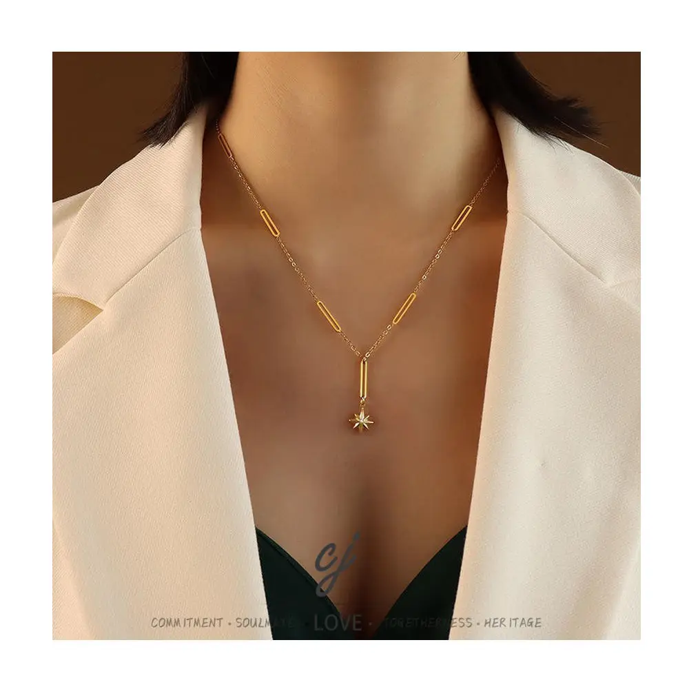 Carline Women Wholesale 18k Gold Plated Stainless Steel Star Necklaces Lowest Price High Quality Hot Sale